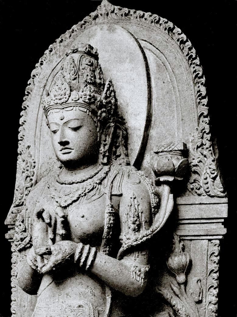 Prajnaparamita statue, prajna (Pali: panna)