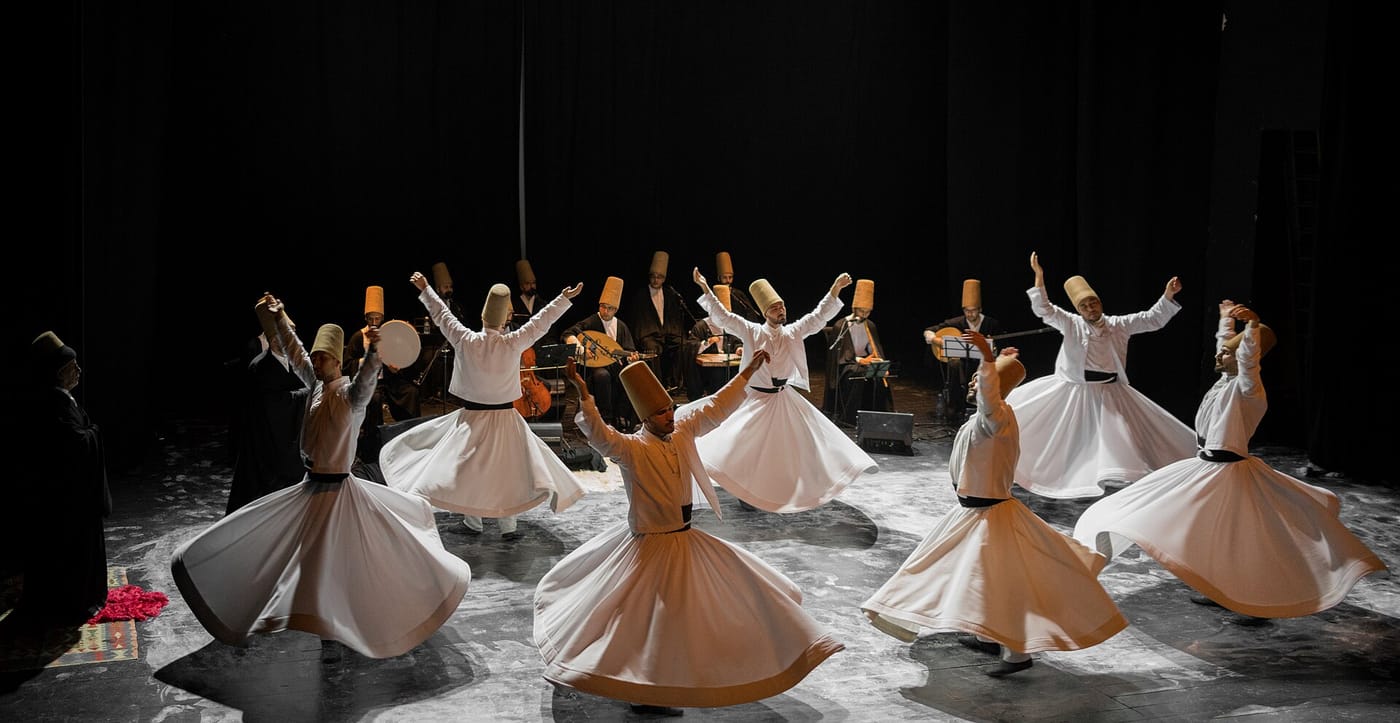 Mevlevi Order whirling dervishes performing Sama, The Mevlevi turn